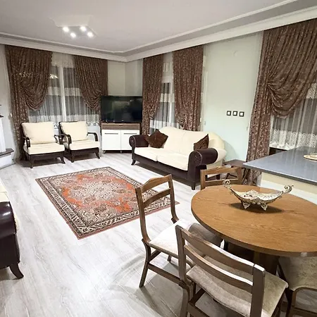 Vilă Havuz: Organic Oasis With Pool And Sea Views