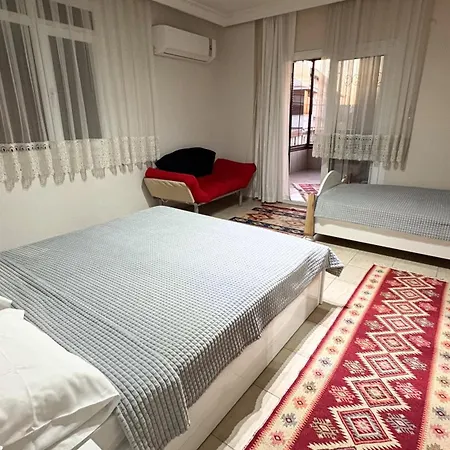 Havuz: Organic Oasis With Pool And Sea Views